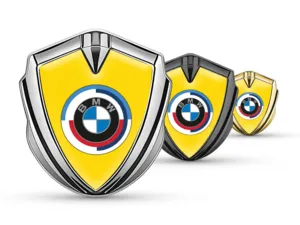 BMW Emblema Metallico Badge Look Tuning Dettaglio Lucido